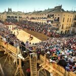 Plaza Mayor de Ciudad Rodrigo, en la que se celebran los festejos taurinos del Carnaval del Toro