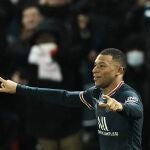 Kylian Mbappé celebra su gol en el PSG-Real Madrid.