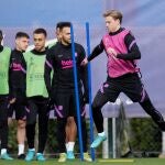 El entrenamiento del Barcelona previo a recibir al Nápoles en la Europa League