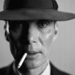 Cillian Murphy interpreta a Robet Oppenheimer en la nueva película de Christopher Nolan