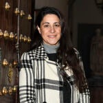 La escritora y traductora Yolanda Morató en el edificio del Rectorado de la Universidad de Sevilla, donde trabaja como profesora titular