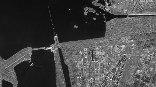 un largo convoy militar ruso en las afueras de Kiev que había sido detectado recientemente por imágenes satelitales es más grande de lo que se había pensado inicialmente