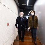 El presidente del Consejo Econ�mico y Social (CES) de Castilla y León, Enrique Cabero, y la delegada del CSIC en Castilla y León, Mar Siles, presentan del protocolo de colaboración entre ambas instituciones