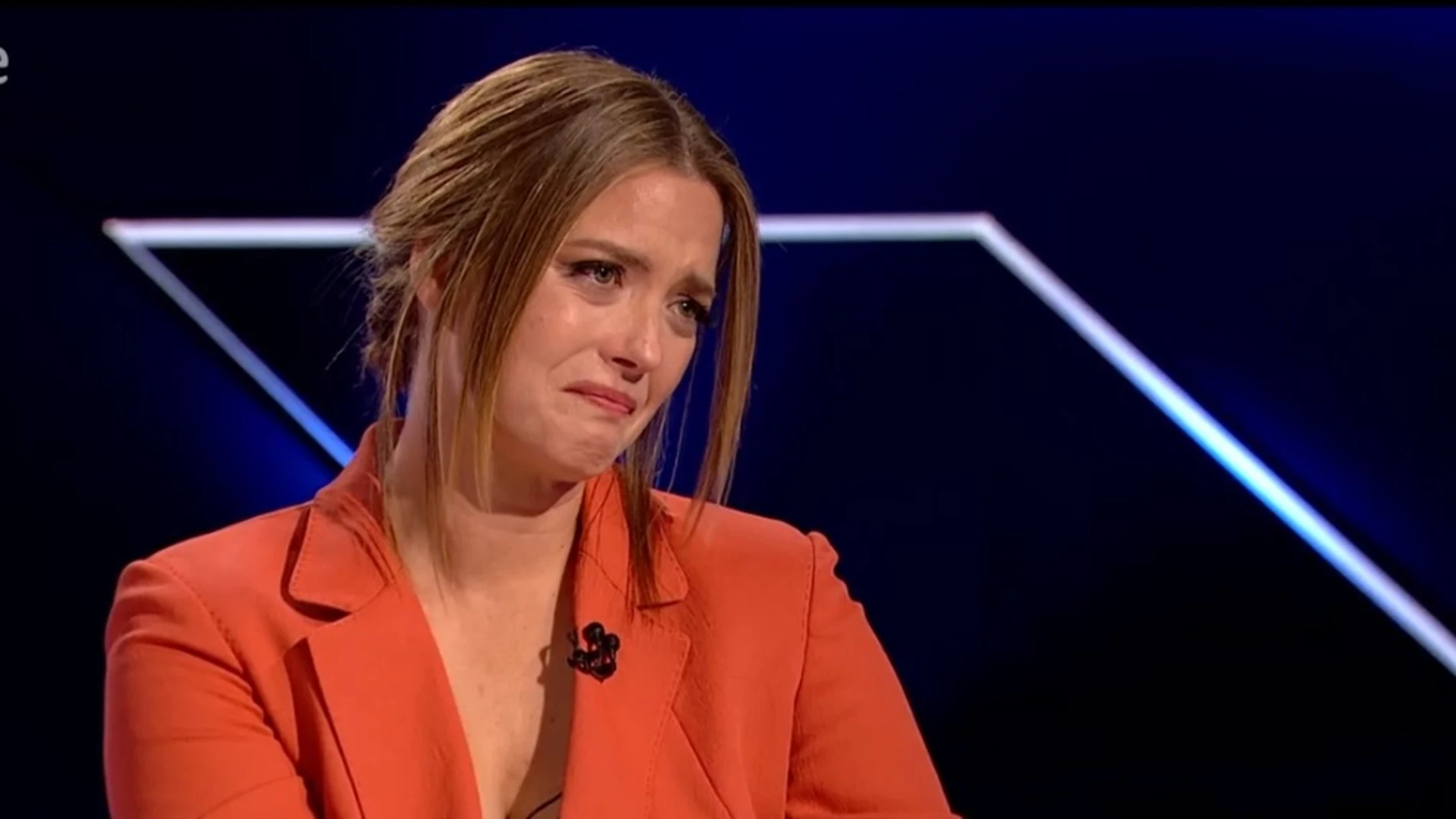 María Casado se emocionó ante Pedro Ruiz