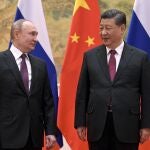  El presidente ruso, Vladimir Putin y su homólogo chino, Xi Jinping