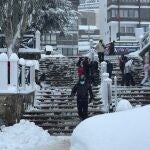 La Sierra recibe la nevada más importante de la temporada, con 30 centímetros de media en todas las cotas