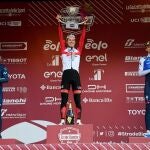 Podio de la Strade-Bianche con Pogacar, Valverde y Asgreen