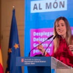La consellera de Acción Exterior del Govern, Victòria Alsina, durante su intervención en un acto celebrado este lunes en el Palau de Pedralbes