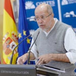 El procurador electo de Ciudadanos, Francisco Igea, explica su voto en la constitución de las Cortes regionales