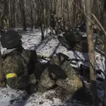 Soldados ucranianos cerca de Kiev