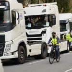 Transportistas participan en el segundo día de huelga indefinida del transporte de mercancías, en el Polígono de O Ceao, a 14 de marzo de 2022, en Lugo
