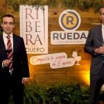 El director general del Consejo Regulador de la Denominación de Origen de Rueda, Santiago Mora y Miguel Sanz Cabrejas, director general de la Denominaciones de Origen Ribera del Duero, en el acto promocional de las Denominaciones de Origen Rueda y Ribera del Duero en Puerto Rico