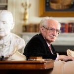 Andr&eacute;s Amor&oacute;s acaba de publicar &ldquo;Las cosas de la vida&rdquo;