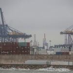 Vista del Puerto de València, cerrado por el temporal