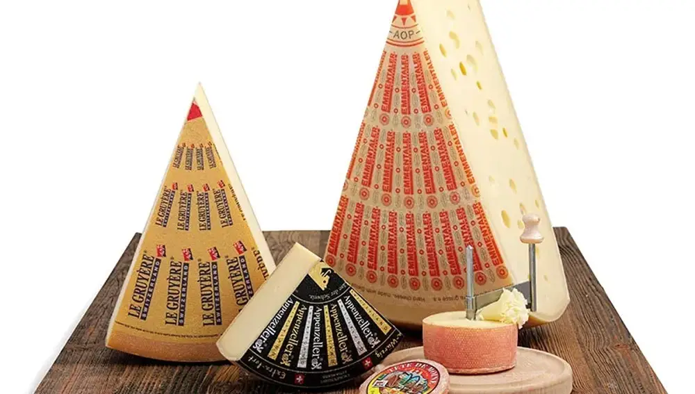 Le Gruyére AOP, Emmentaler AOP, Appenzeller y el Tête de Moine AOP son las variedades de Quesos Suizos más conocidas en España