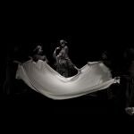 Una escena de la representación de Yerma, dirigida por el iraní Hossein Zenali e interpretada por actores iraníes aficionados, en un teatro de Teherán el pasado día 11