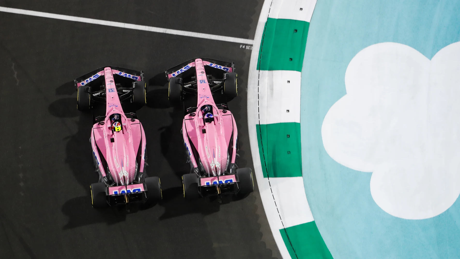 Esteban Ocon y Fernando Alonso