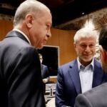 Roman Abramovich participa en las negociaciones