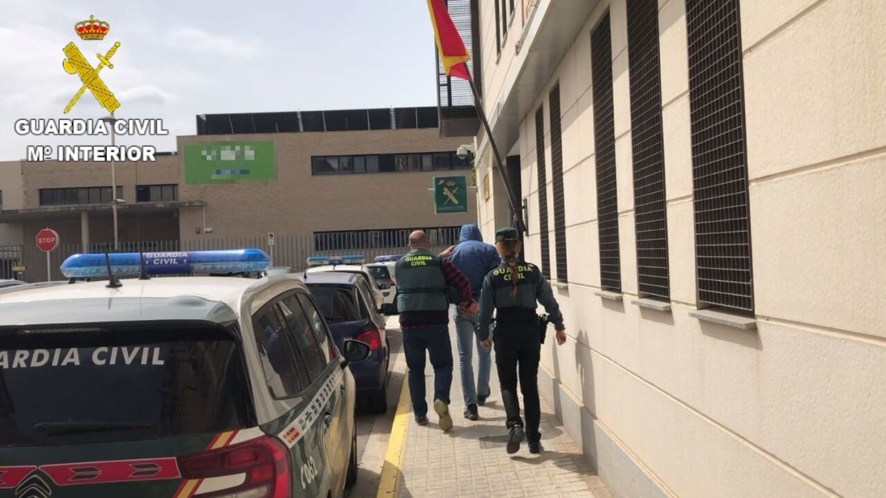 Detenido en Valencia un hombre por 30 robos en viviendas de una ...