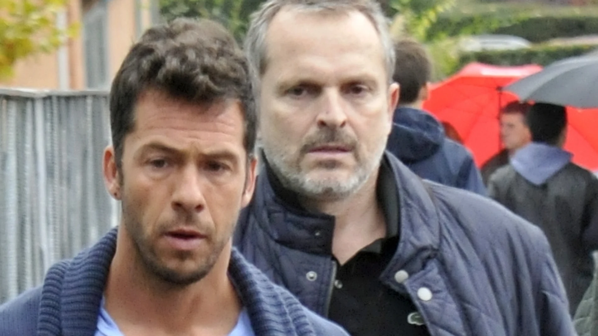 Nacho Palau en compañía de Miguel Bosé cuando aún eran pareja