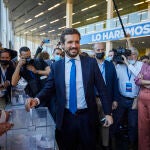El dirigente popular Pablo Casado durante su votación