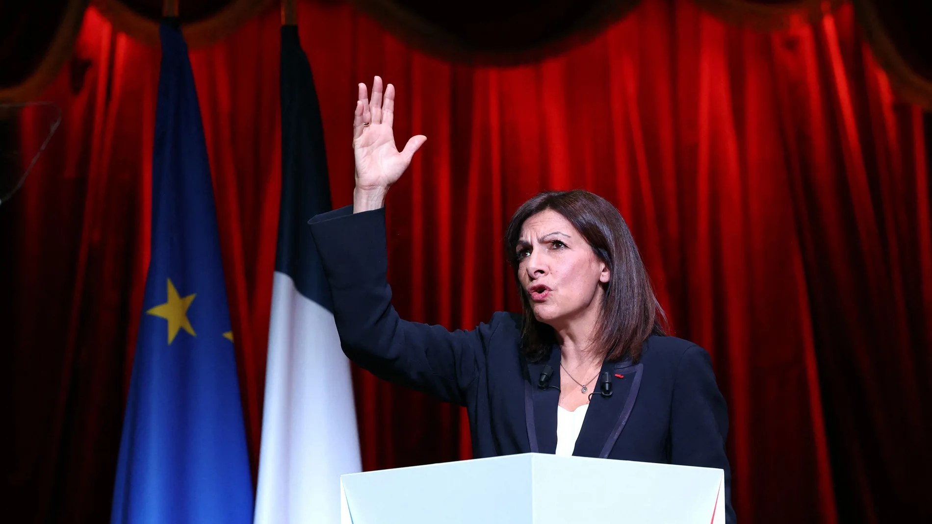 La candidata del Partido Socialista, Anne Hidalgo, llegó en décimo lugar con un vergonzoso 1.8% de los votos