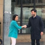 Acuerdo entre PSPV y Cs para la moción de censura en Orihuela (Alicante)