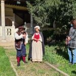 La concejala Ana Redondo asiste a una acción teatralizada en el convento de Santa Isabel, que se podrán disfrutar en diferentes rutas junto a las procesiones de Semana Santa