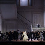 En «Las bodas de Fígaro» de Mozart, basta con tener una voz razonable, y el reparto del Teatro Real lo cumple