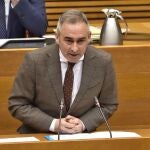 El diputado del PP, Miguel Barrachina
