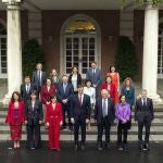 Foto de familia del primer gobierno de Pedro Sánchez, en 2018, tras la moción de censura a Mariano Rajoy