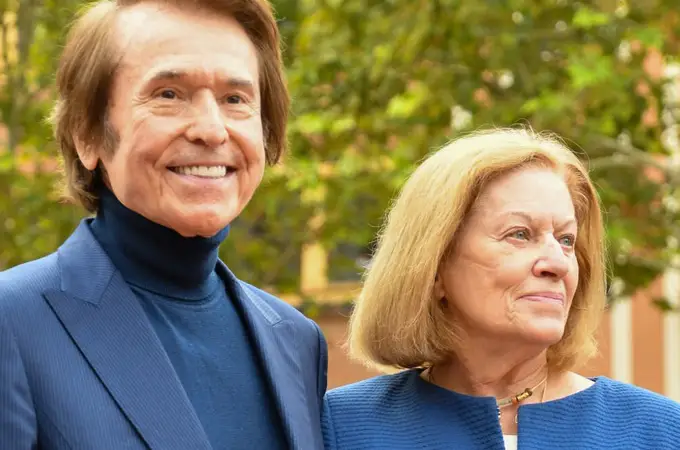 La crónica de Mariñas: Raphael y Natalia Figueroa cumplen sus bodas de oro La crónica de Mariñas: Raphael y Natalia Figueroa cumplen sus bodas de oro