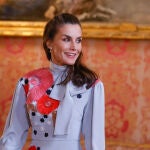 La Reina Letizia durante la entrega de los Premios de Literatura en Lengua Española "Miguel de Cervantes" 2021, 21 de abril de 2022