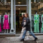 Reportaje tiendas mayoristas de ropa y complementos en el triangulo de la moda en Madrid