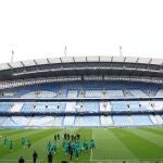 Manchester City y Real Madrid se enfrentan en el Etihad Stadium.