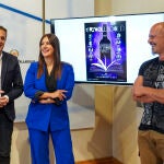 El presidente de la Diputación de Valladolid, Conrado Íscar, acompañado de los escritores César Pérez Gellida y Dolores Redondo presentan la segunda edición de Blacklladolid