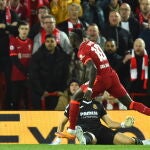 Mané marca el segundo gol del LIverpool