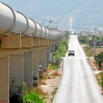 Imagen de la conducción del trasvase Tajo-Segura
