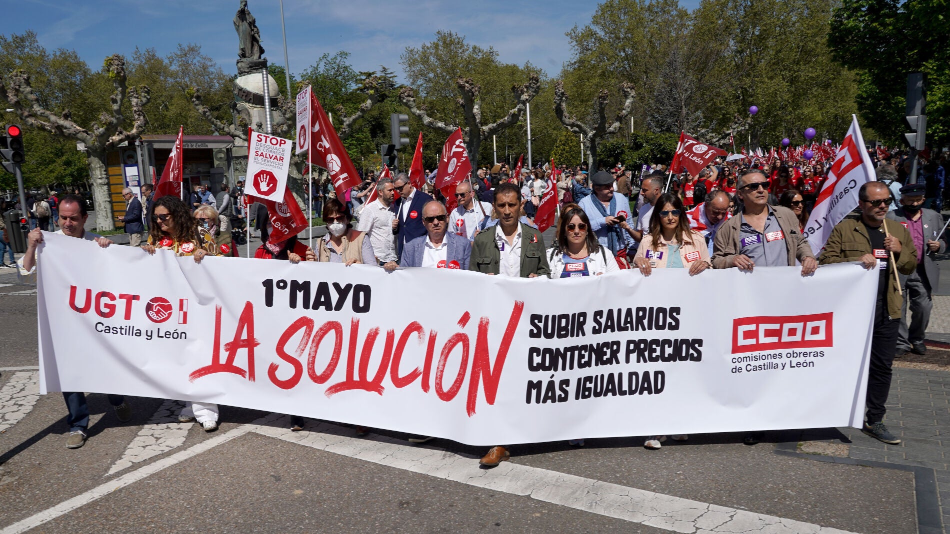 CCOO y UGT exigen a la patronal que los trabajadores no pierdan poder ...