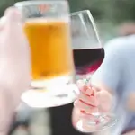 Cerveza y vino en las comidas
