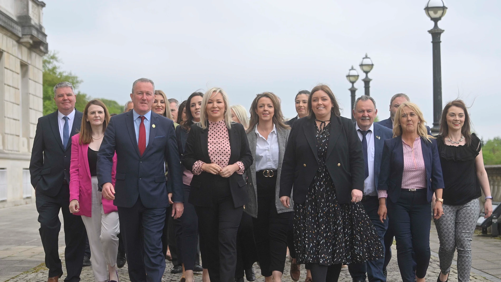 Católicos y protestantes están obligados a gobernar en coalición por los acuerdos de paz de 1998.