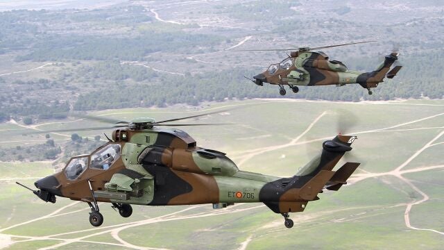 Dos helicópteros de ataque «Tigre» como los que se desplegarán en Eslovaquia 