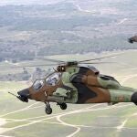 Dos helicópteros de ataque «Tigre» como los que se desplegarán en Eslovaquia 