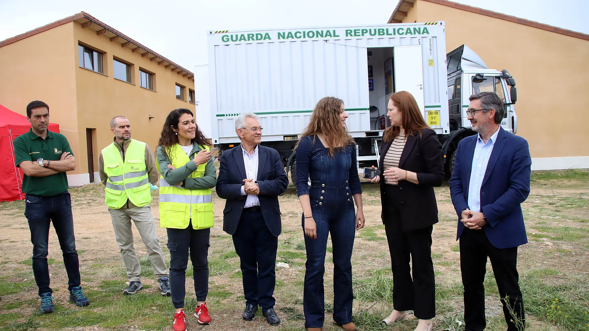 La delegada territorial, Ester Muñoz, con el director general de Patrimonio Natural y Política Forestal, José Ángel Arranz, y la directora de la Agencia de Protección Civil y Emergencias, Irene Cortés,