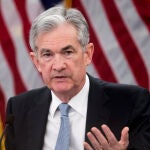 Fotografía de archivo fechada el 21 marzo de 2018 que muestra al presidente de la Reserva Federal (Fed), Jerome Powell, mientras ofrece una rueda de prensa en Washington (EEUU)