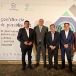 Los presidentes de las diputaciones de Ávila, Segovia, Burgos y Soria, Carlos García, Miguel Ángel de Vicente, César Rico y Benito Serrano, respectivamente; y el vicepresidente de la de Zamora, José María Barrios, en el encuentro de Valencia