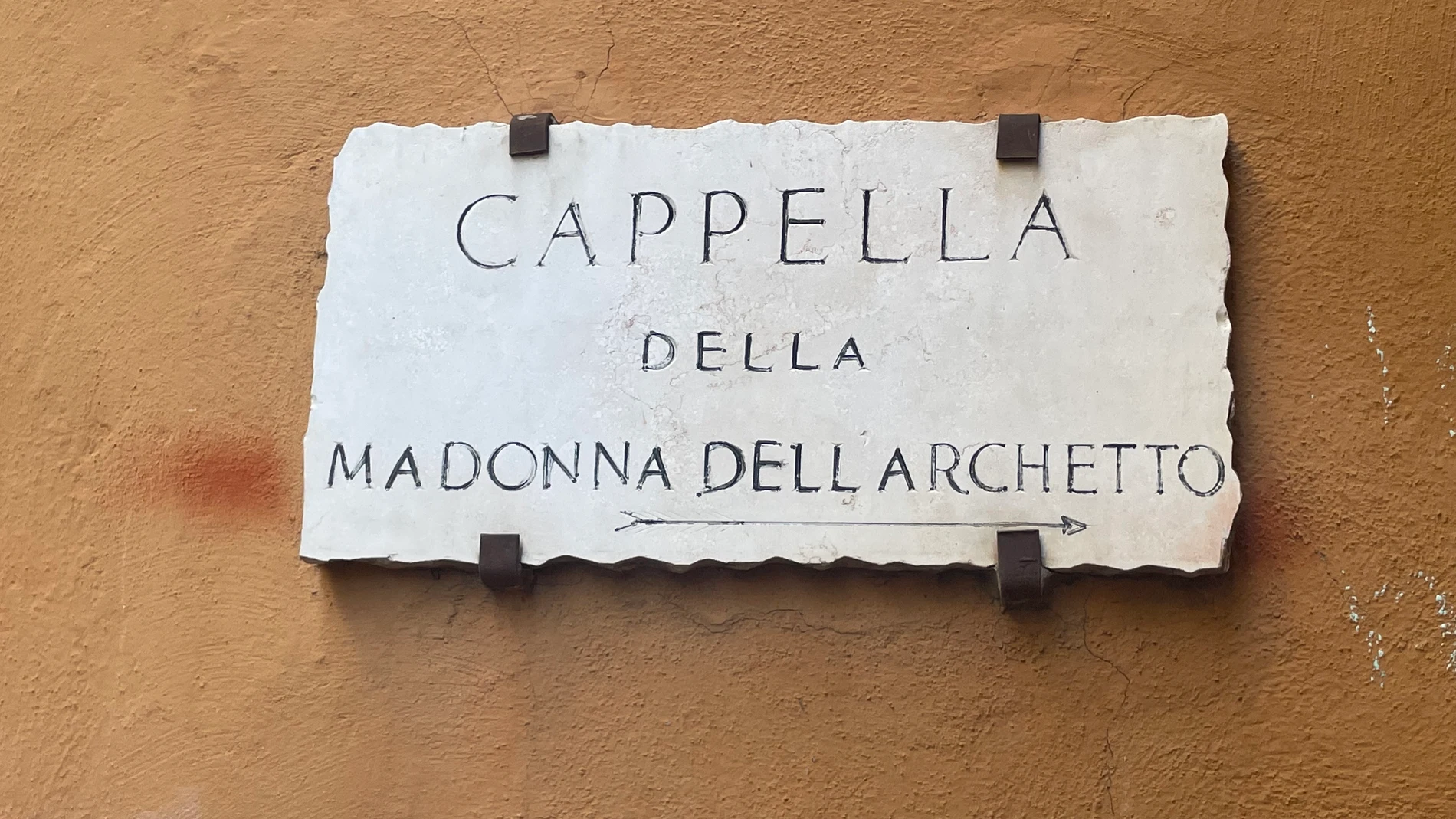 Capilla della Madonna del Archetto, la iglesia más pequeña de Roma