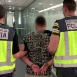 La Policía Nacional ha desarticulado un complejo entramado que mediante matrimonios de conveniencia conseguía permisos de residencia para extranjeros