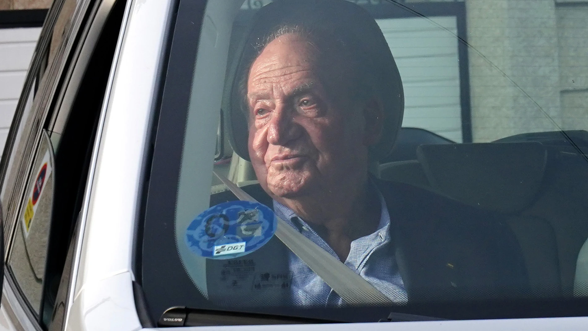 El Rey emérito Juan Carlos I a su llegada a la vivienda de su amigo, Pedro Campo