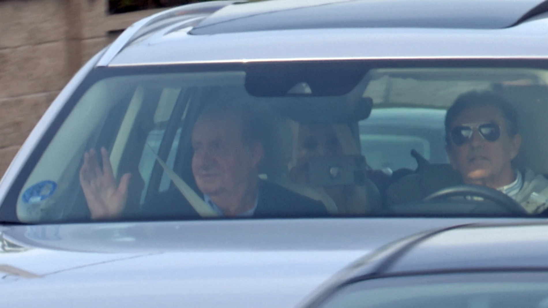 El Rey Don Juan Carlos llega al domicilio de Pedro Campos donde se va a alojar los próximos días, a 19 de mayo de 2022, en Vigo, Pontevedra, Galicia (España) CASA REAL Raúl Terrel / Europa Press 19/05/2022